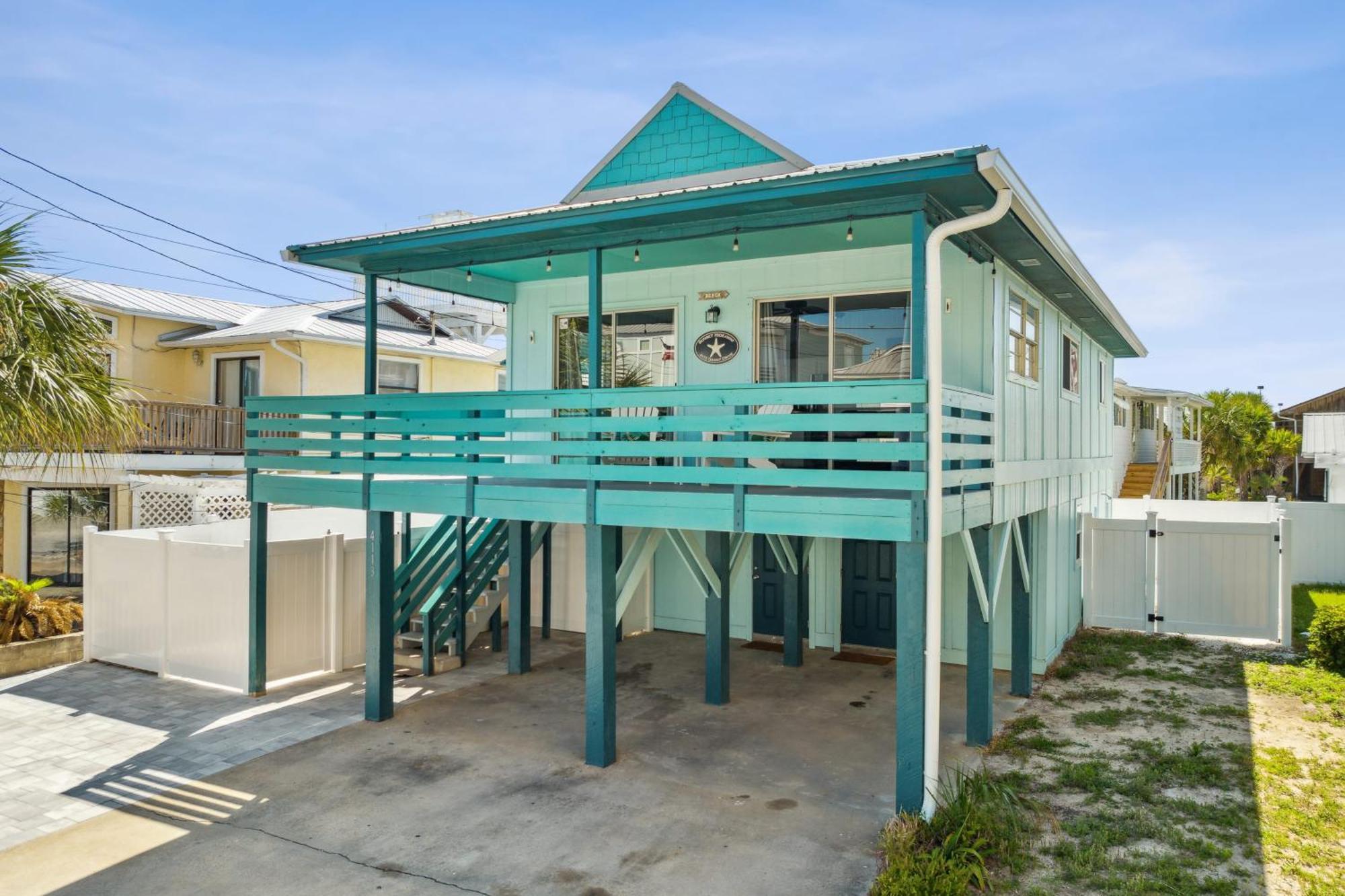 Holiday home 4113 Danny Dr By Avantstay Pool Near The *