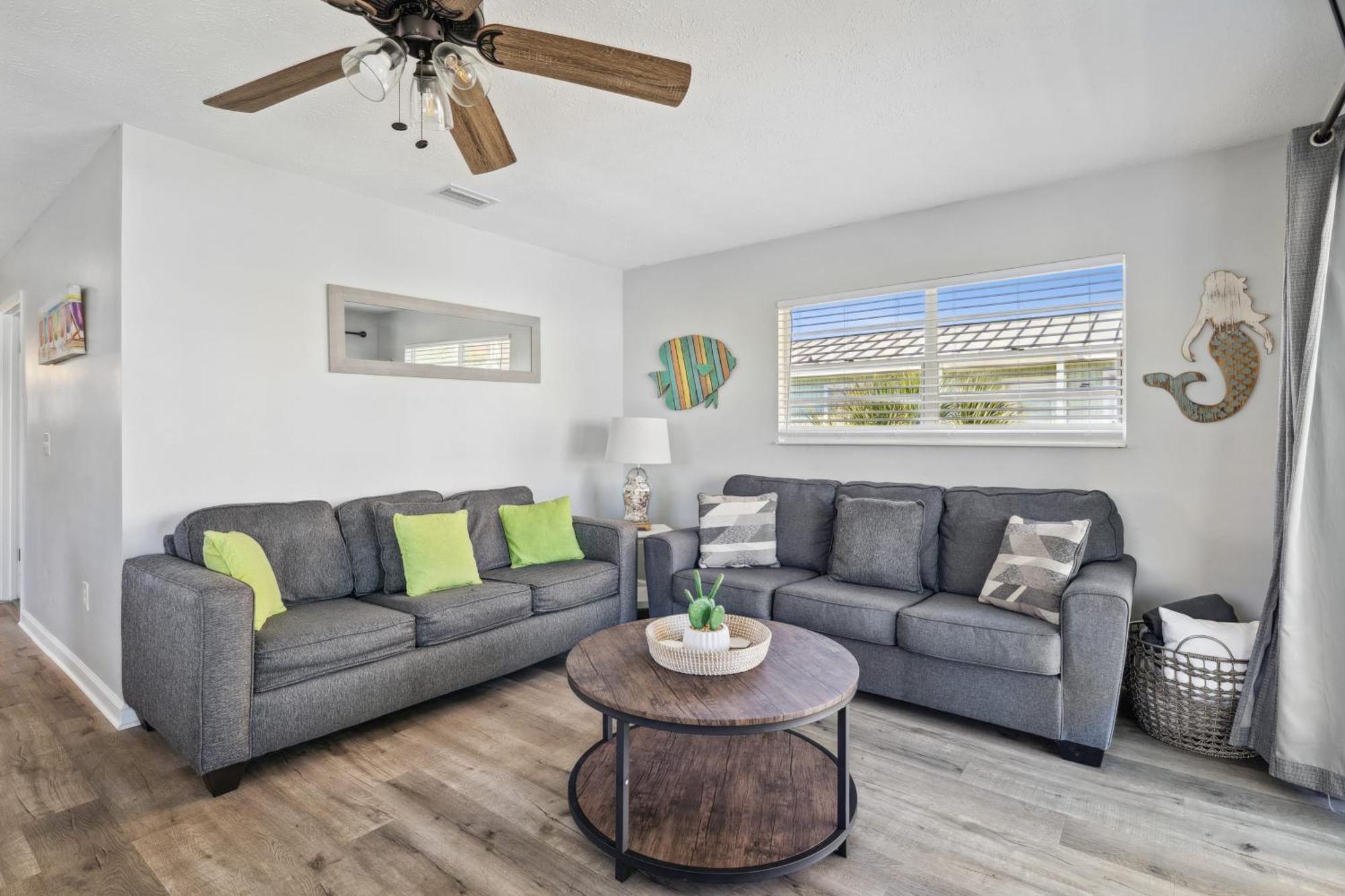 Holiday home 4113 Danny Dr By Avantstay Pool Near The